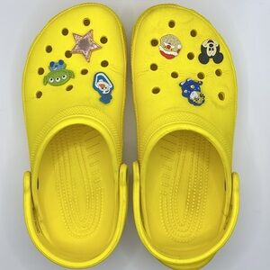 CROCS Classic Clogs in yellow , Women’s size 10 Men’s size 8